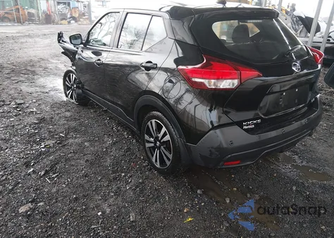 2020 Nissan Kicks Sv Xtronic Cvt z USA, uszkodzony, nr VIN 3N1CP5CV1LL531067